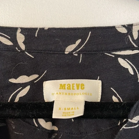 EUC Maeve by Anthropologie Henley - size XS - Picture 2 of 9